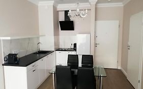 Apartament Cybernetyki 7H - Mokotow